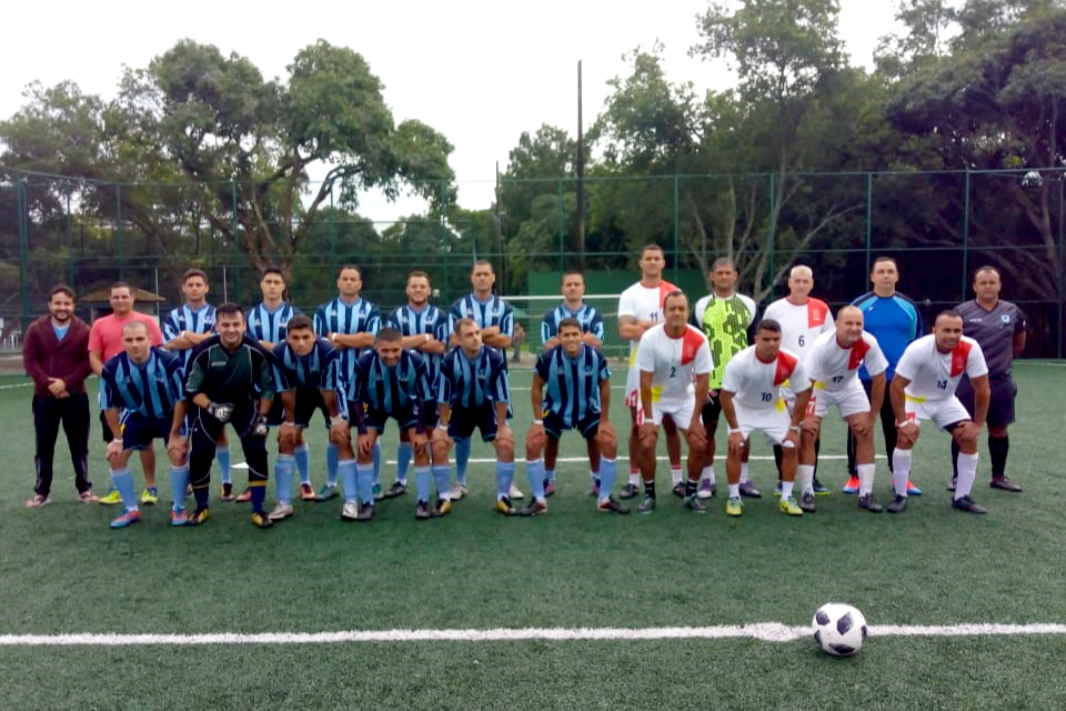 goleiro_mao_campeonato_interno